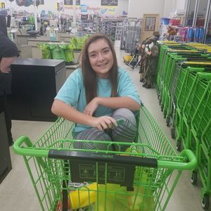 Meet your Posher, Sharon